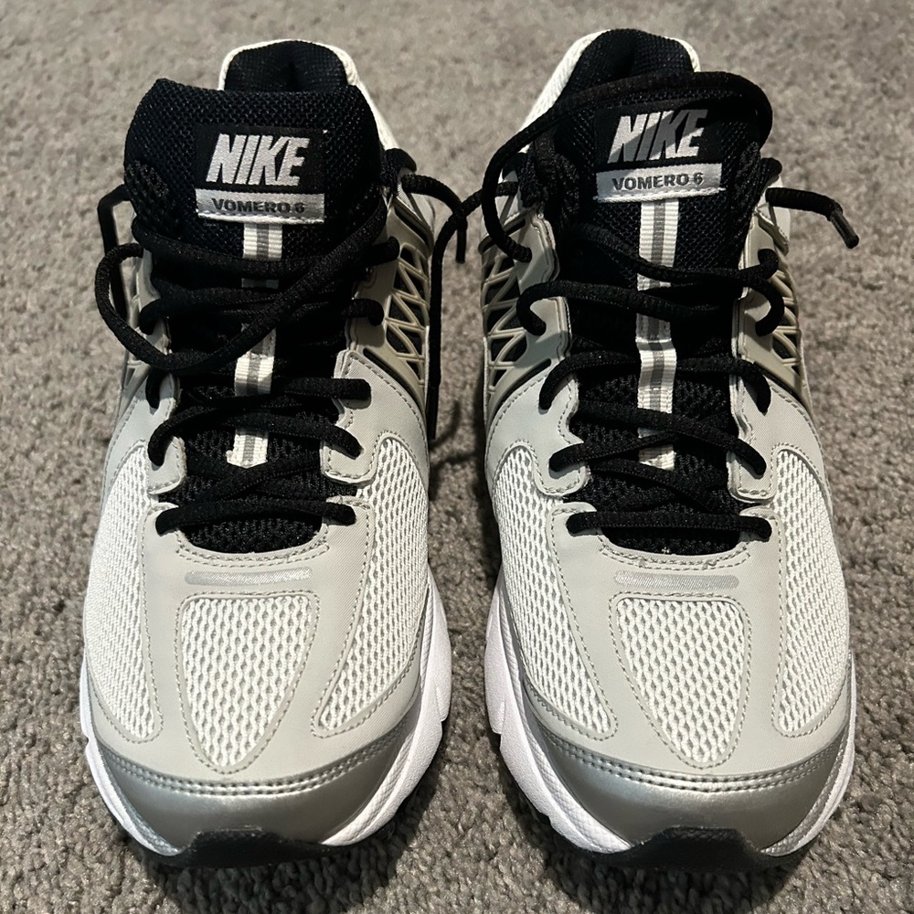 Nike Zoom Vomero +6